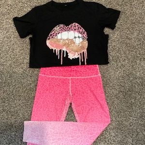 Pink cheetah leggings and Lip shirt
